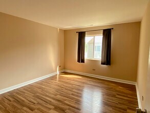 44 N Park Ave in Lombard, IL - Building Photo - Building Photo