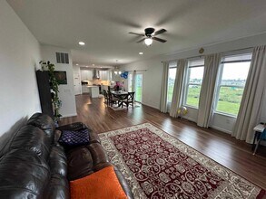 1100 Sarah Freeman Dr in Dayton, OH - Building Photo - Building Photo