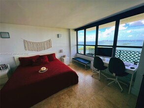 780 NE 69th St, Unit 2503 in Miami, FL - Foto de edificio - Building Photo