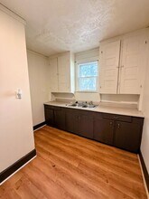2048 2nd St NE in Canton, OH - Foto de edificio - Building Photo