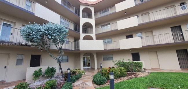 property at 6361 N Falls Cir Dr