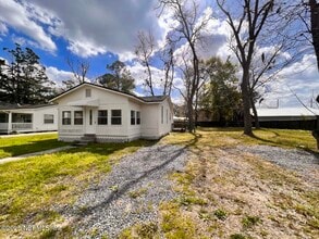 670 Drew St W in Baldwin, FL - Building Photo - Building Photo