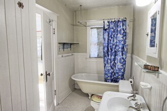 2080 S Emerson St in Denver, CO - Building Photo - Building Photo