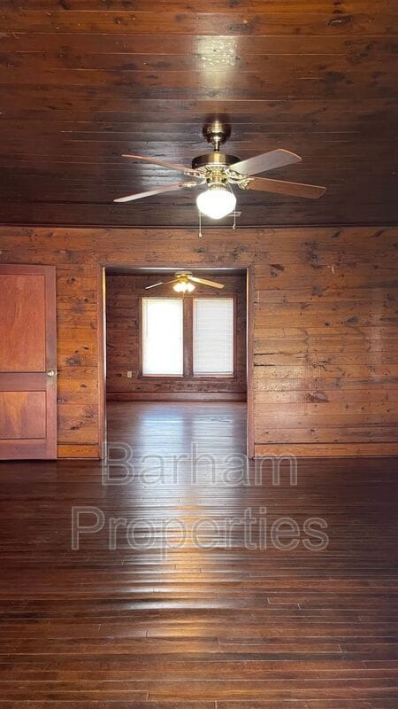 2021 Center Rd in Nacogdoches, TX - Building Photo - Building Photo