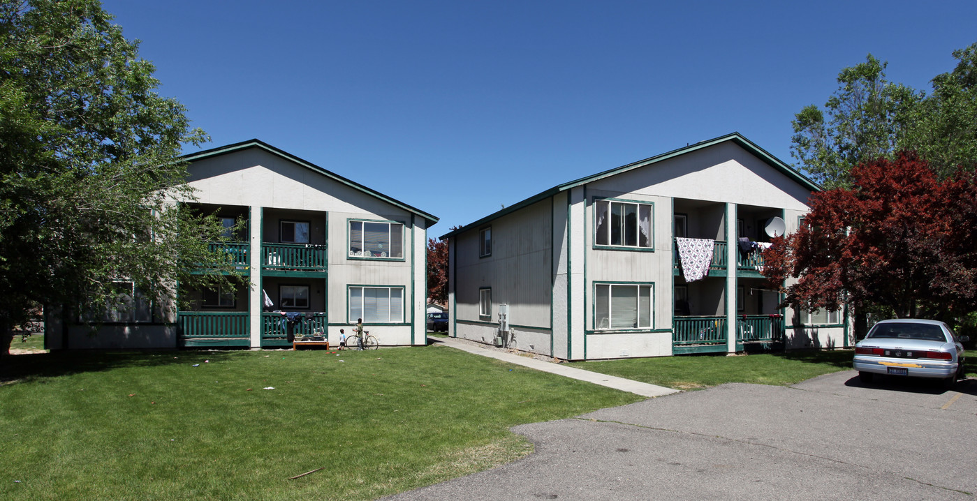 Thomas Apartments in Twin Falls, ID - Building Photo