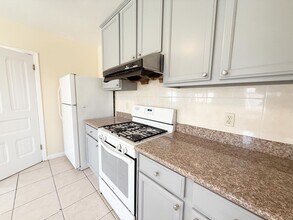 2308-2310 26th Ave in Oakland, CA - Building Photo - Building Photo