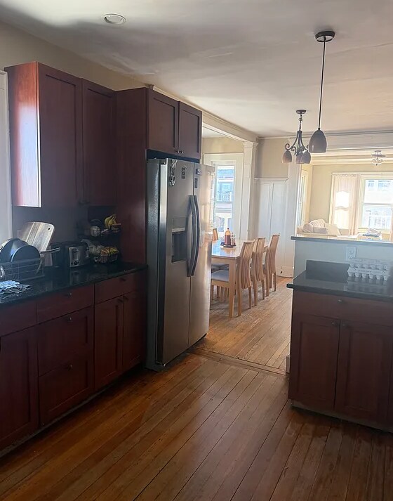 7 Boulevard Ter, Unit 2