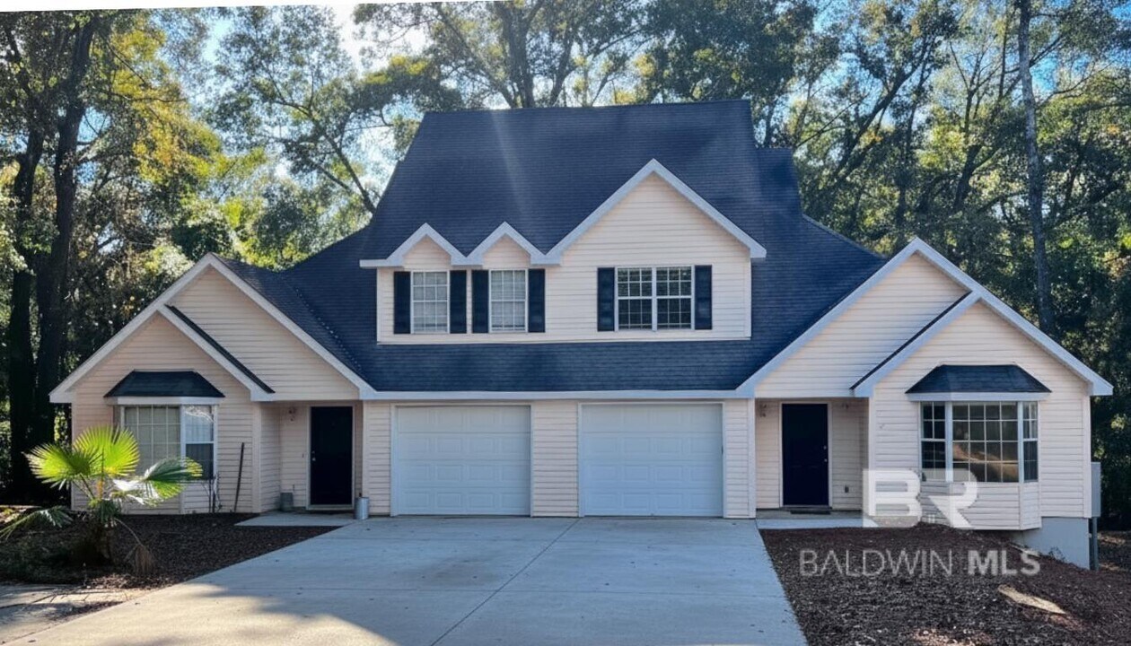 15 Twin Echo Ct in Fairhope, AL - Building Photo