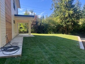 21112 Locust Way in Lynnwood, WA - Building Photo - Building Photo