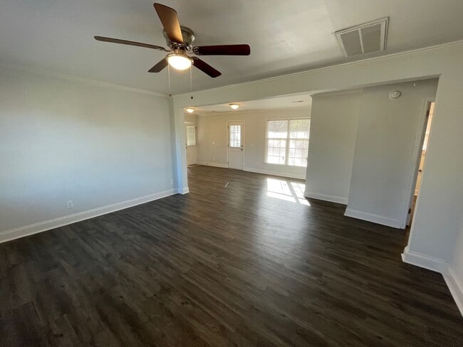 4527 S North Carolina 87 in Graham, NC - Building Photo - Building Photo