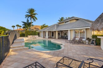 2144 Henley Pl in Wellington, FL - Foto de edificio - Building Photo