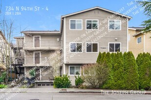 734 N 94th St in Seattle, WA - Building Photo