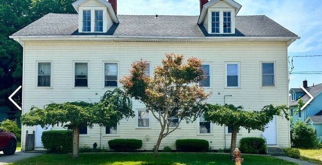 property at 3 Holmes St