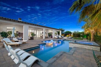 81439 Merv Griffin Way in La Quinta, CA - Building Photo - Building Photo