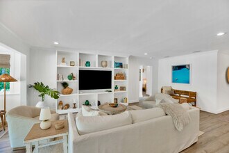 1830 E Sandpiper Rd in Vero Beach, FL - Building Photo - Building Photo