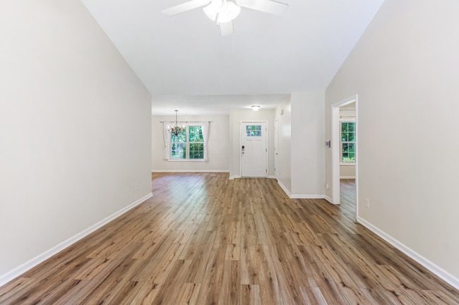 190 Old Beechtree Ln in Jacksonville, NC - Foto de edificio - Building Photo