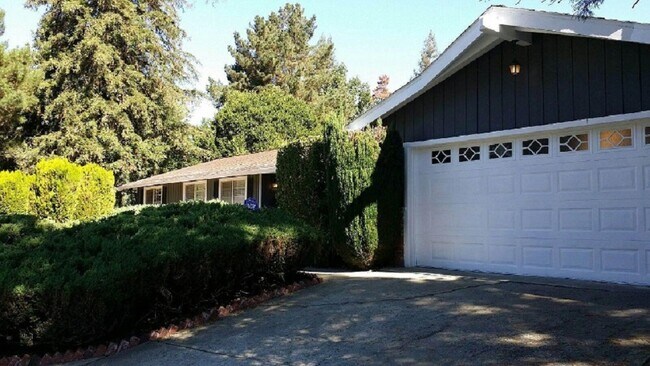 property at 3 Southwaite Ct