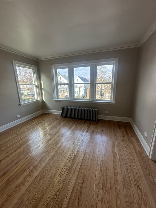 2805 E 87th St, Unit 1-4 in Chicago, IL - Foto de edificio