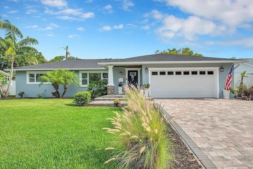 6770 15th Ave N in St. Petersburg, FL - Foto de edificio