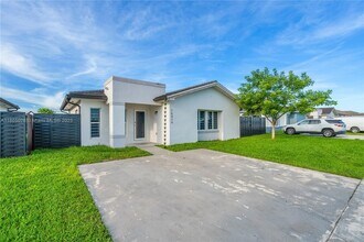 15979 SW 308th St in Homestead, FL - Building Photo - Building Photo