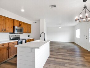 2834 E Coralbell Ave in Mesa, AZ - Building Photo - Building Photo