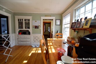 81 Beechcroft St, Unit 3 in Boston, MA - Building Photo - Building Photo