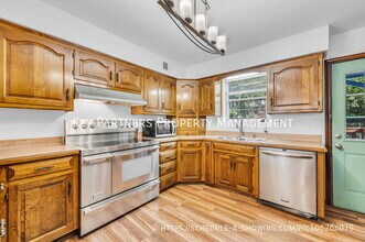 9120 Central St in Kansas City, MO - Building Photo - Building Photo