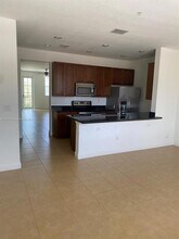 948 SW 147th Ave in Pembroke Pines, FL - Building Photo - Building Photo