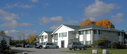 Oxford Avenue in Sturgeon Bay, WI - Building Photo