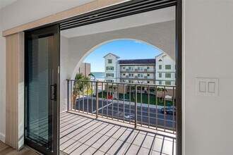 14001 Gulf Blvd in Madeira Beach, FL - Building Photo - Building Photo