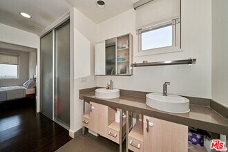 1234 Wilshire Blvd in Los Angeles, CA - Building Photo - Building Photo