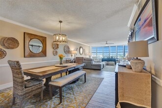 3051 NE 48th St, Unit 509 in Fort Lauderdale, FL - Foto de edificio - Building Photo
