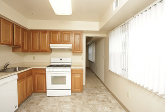 North Severn Village - No Costs Utilities* in Annapolis, MD - Building Photo - Interior Photo