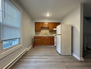 259 Main St S in Woodbury, CT - Foto de edificio - Building Photo