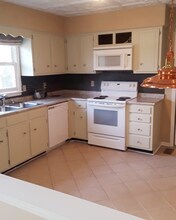 5136 Village Trce in Nashville, TN - Building Photo - Building Photo