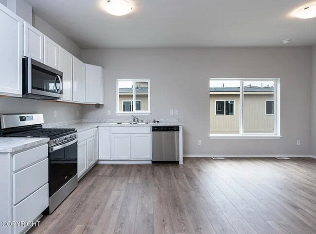 1219 E 16th Ave in Anchorage, AK - Building Photo - Building Photo
