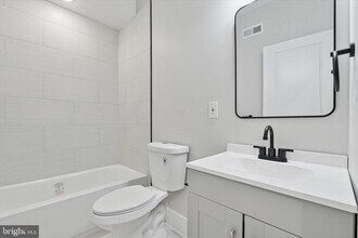 520 W Susquehanna Ave in Philadelphia, PA - Foto de edificio - Building Photo