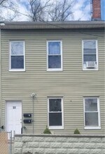 32 Hillman St in Paterson, NJ - Building Photo - Building Photo