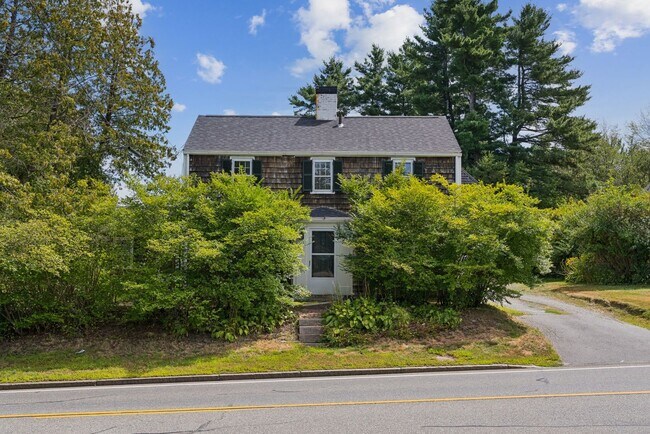 property at 1824 Congress St