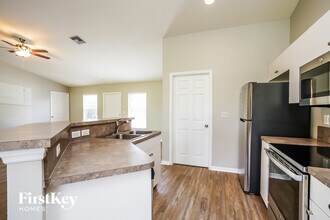 2023 Grayson Ave in Alva, FL - Building Photo - Building Photo