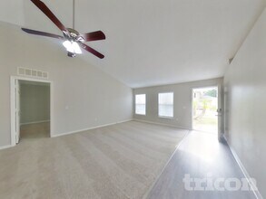 11960 Cherry Creek Rd in Jacksonville, FL - Building Photo - Building Photo