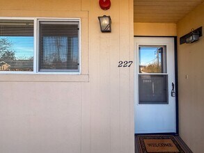 227 24th St SE in Salem, OR - Building Photo - Building Photo