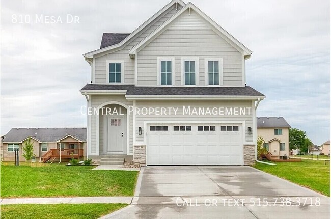 property at 810 SE Mesa Dr