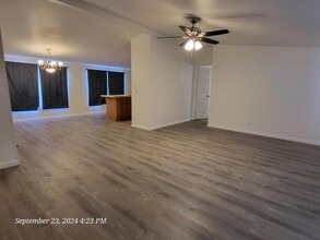 924 S Tonto Rd in Golden Valley, AZ - Building Photo - Building Photo