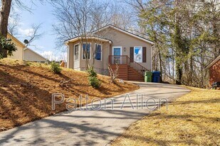 56 Buffalo St in Asheville, NC - Building Photo