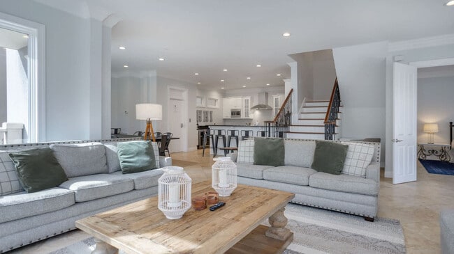 3 Collier Ct