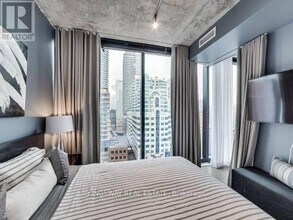 11 Charlotte St in Toronto, ON - Building Photo - Building Photo