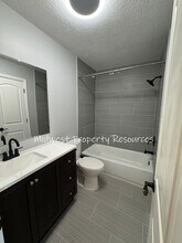 721 SE 10th Terrace in Lee's Summit, MO - Building Photo - Building Photo