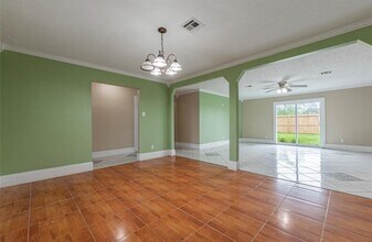 1350 Strawberry St in League City, TX - Building Photo - Building Photo