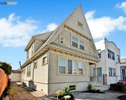 541 Foothill Blvd in Oakland, CA - Building Photo